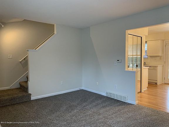 3rd image of 6305 Beechfield Dr