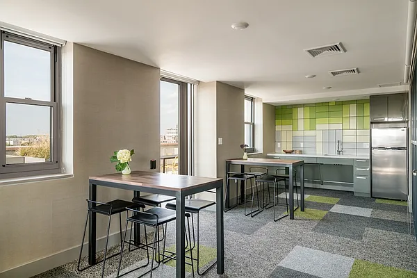 Rented by Lisa Management | media 15