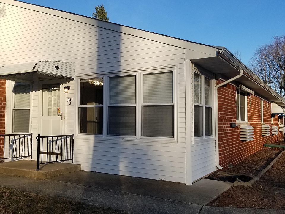 1st image of 241 Columbine Ave #A