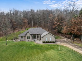 4906 Country Ln, Jackson, MI