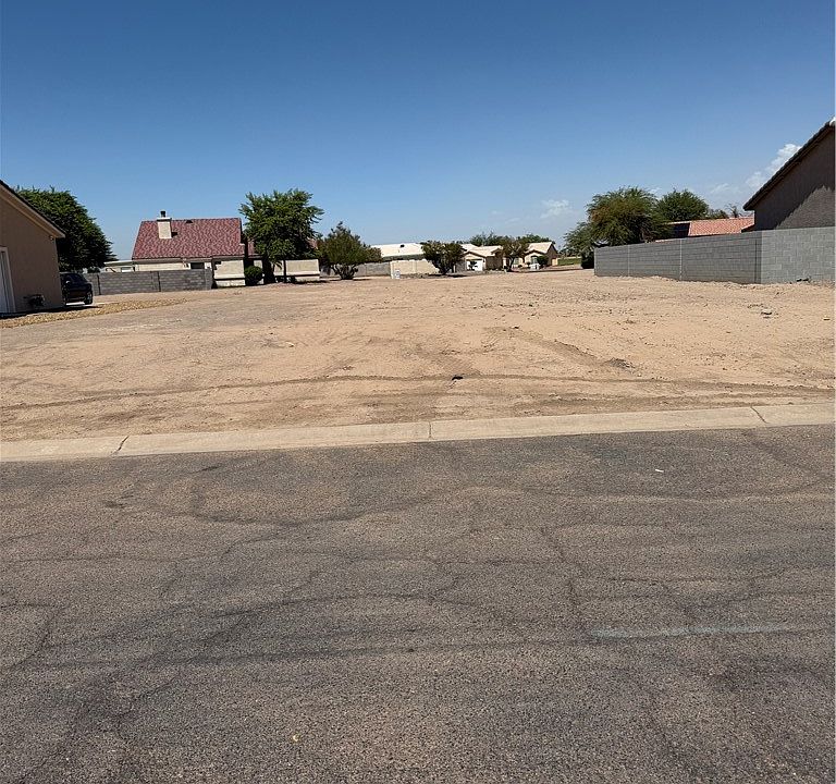 2nd image of 1711 E Valley Parkway