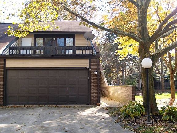 2nd image of 4454 Gilmer Ln Unit 136