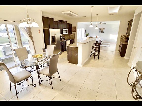 3rd image of 10374 Oxford Lakes Dr