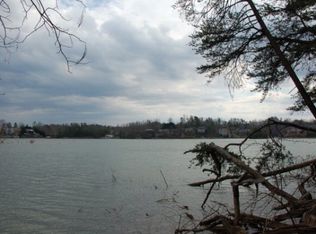321 Gobblers Neck Dr, Nebo, NC 28761