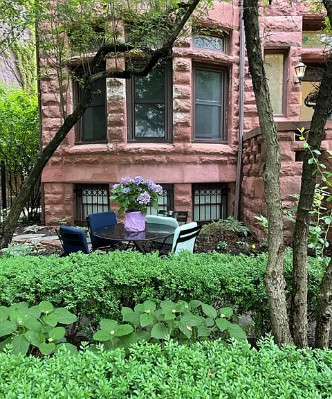 1228 N Dearborn St #2 — Photo 46