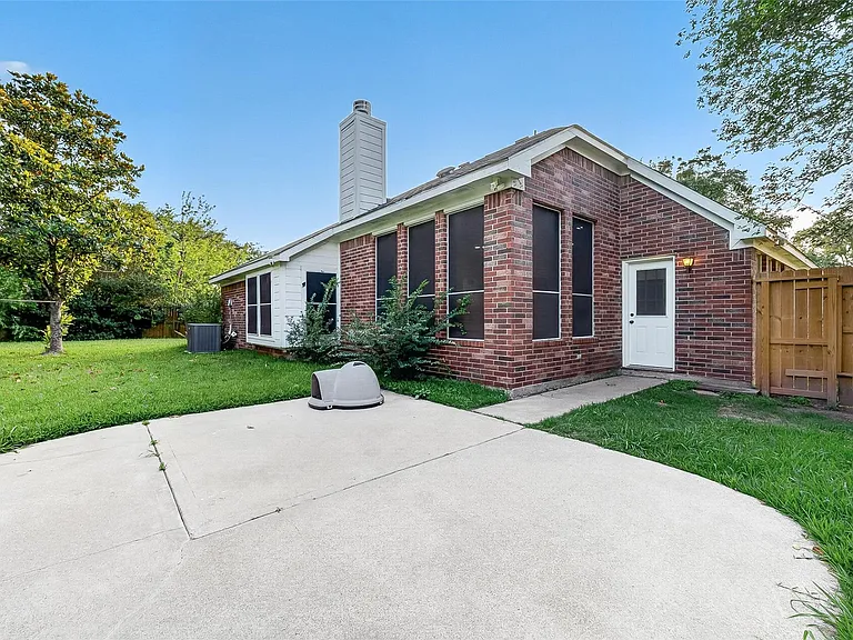 17303 Kenton Crossing Ln — Photo 40