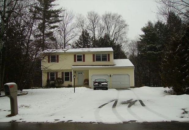 1st image of 44 Castleberry Dr