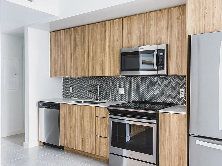 Your brand-new kitchen has natural lightening throughout