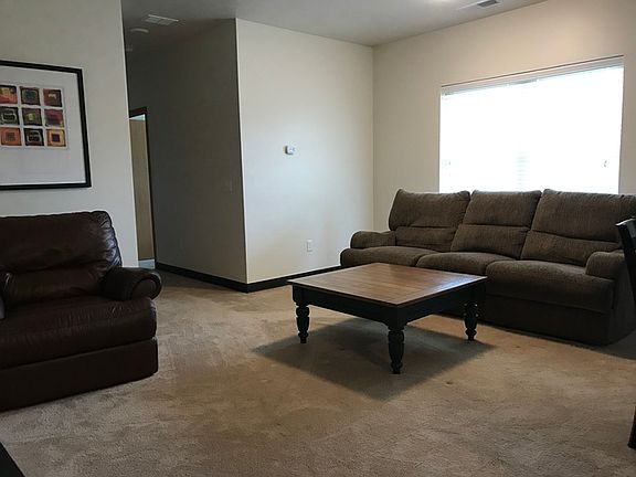 2nd image of 46851 Red Fox Ln Unit 23