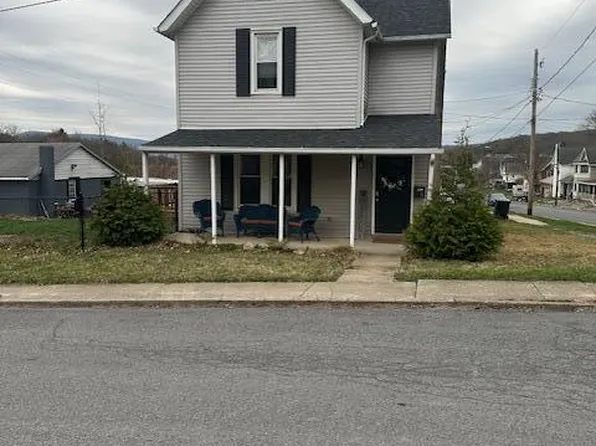 111 Underwood St, Jersey Shore, PA 17740