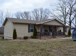 151 Chestnut St, Baxter, TN 38544