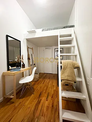 Rented by City Connections Realty | media 7