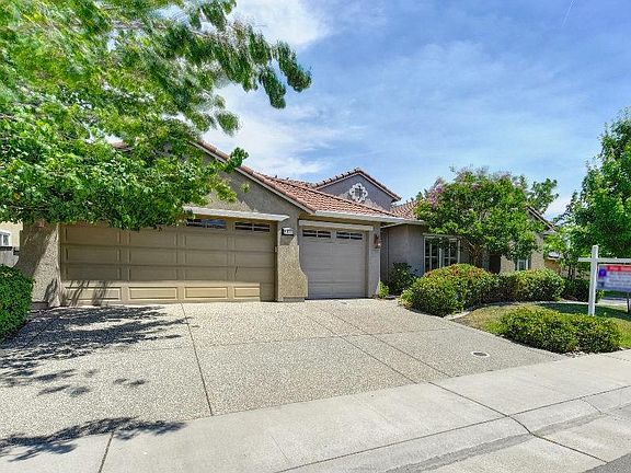 2nd image of 6811 Boa Nova Dr