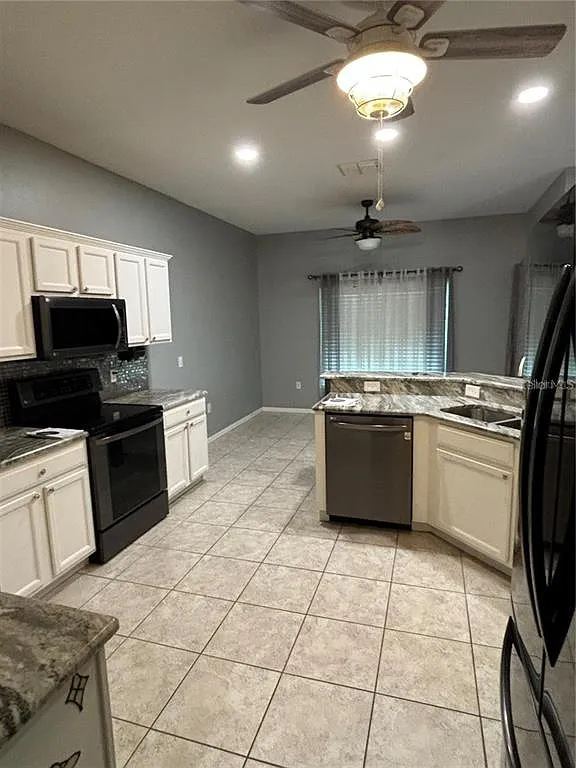 2 bed, 2.0 bath, 1474 sqft, $2,000 — Photo 4