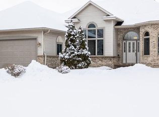 433 R Stephan Pl, Onalaska, WI 54650