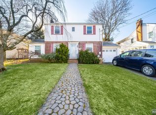 381 Windsor Rd, River Edge, NJ 07661