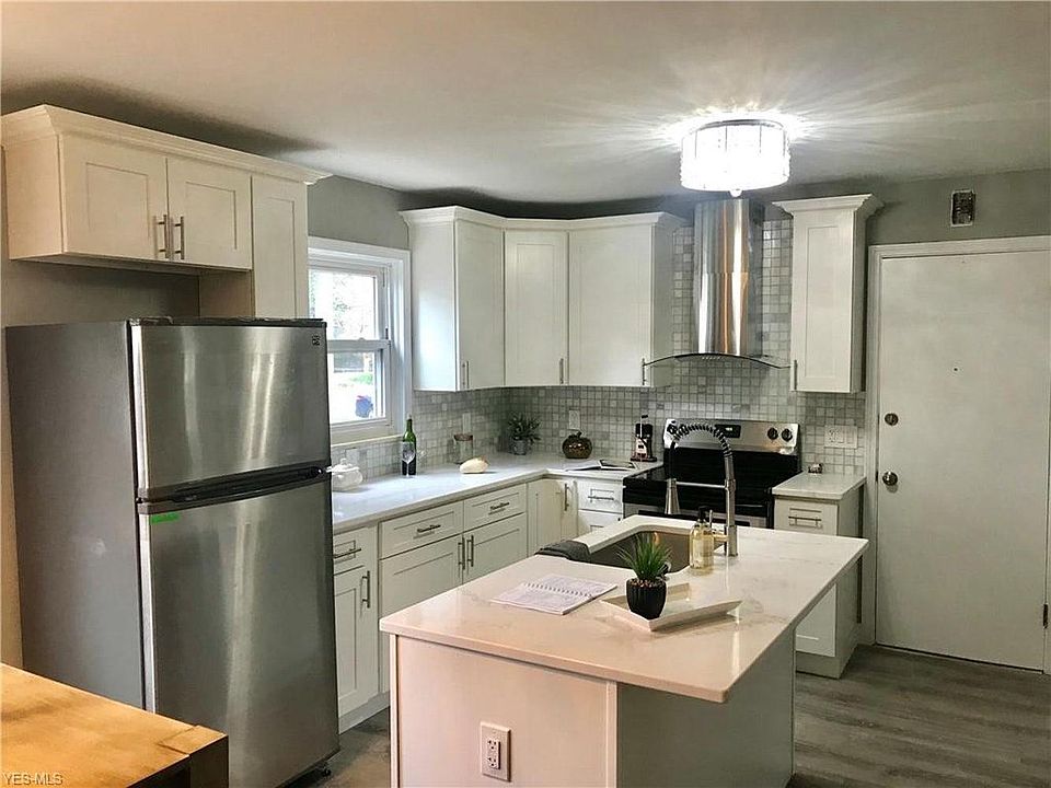 1st image of 1313 Saint Charles Ave #1313