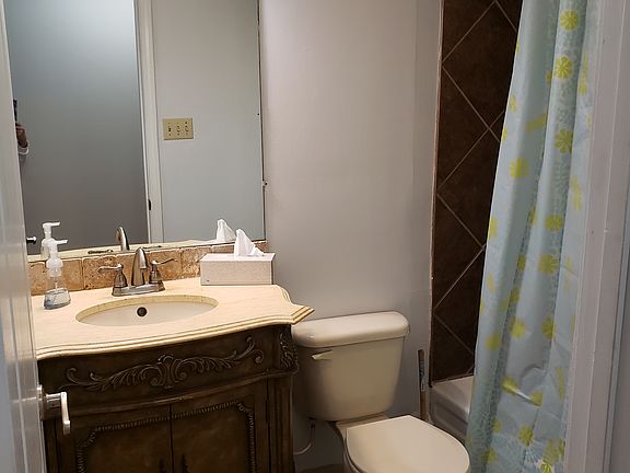 4th image of 6209 Ellesmere Dr