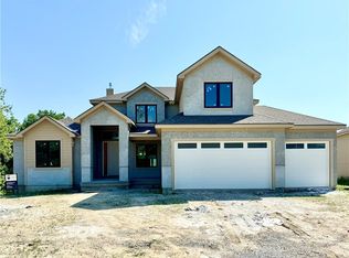 9179 N Chestnut Ave, Kansas City, MO 64156