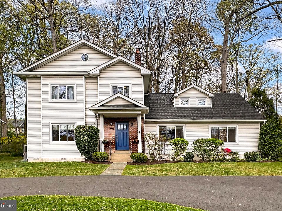 1st image of 2721 Oldewood Dr
