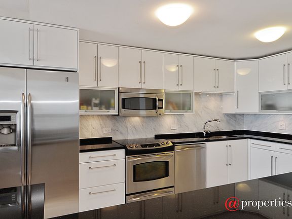 Open Kitchen with Large Breakfast Bar
