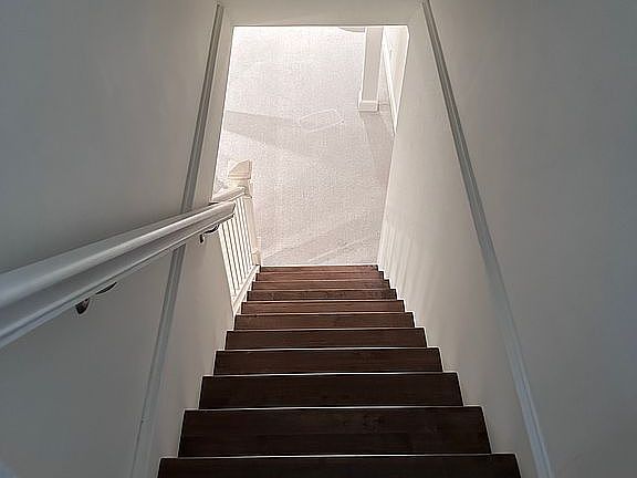 4th image of 104 Overwood Rd