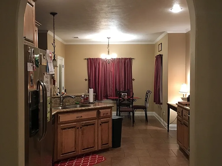 235 Golden Lantern Rd — Photo 3