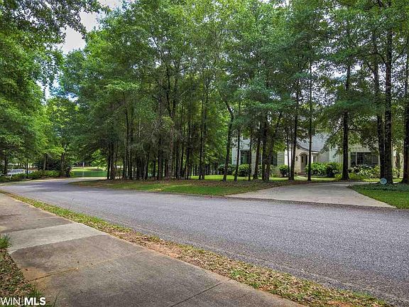 5th image of 127 Willow Lake Dr