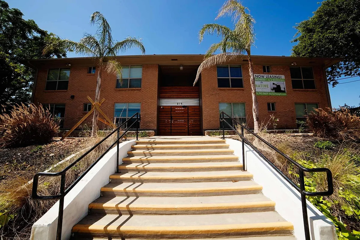 Building Photo - The Native