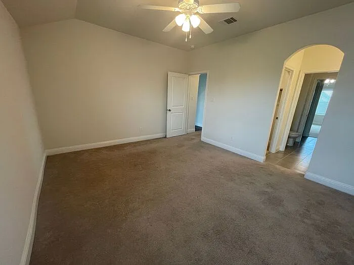 861 Highlands Ave — Photo 17