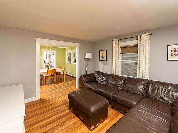 4th image of 12 Shields Ave