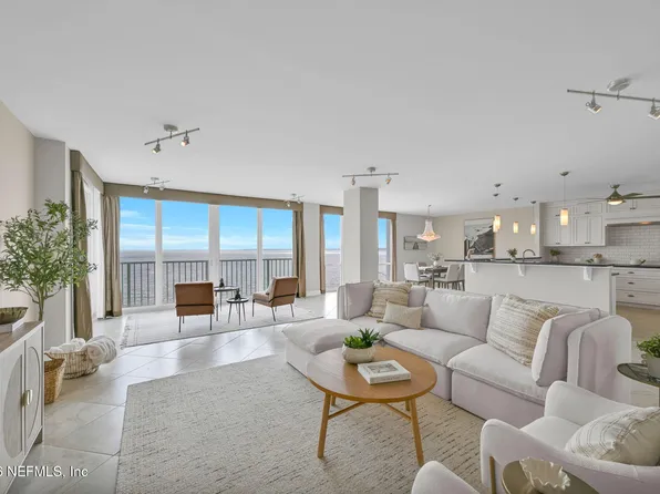 1596 LANCASTER Terrace #3B, Jacksonville, FL 32204