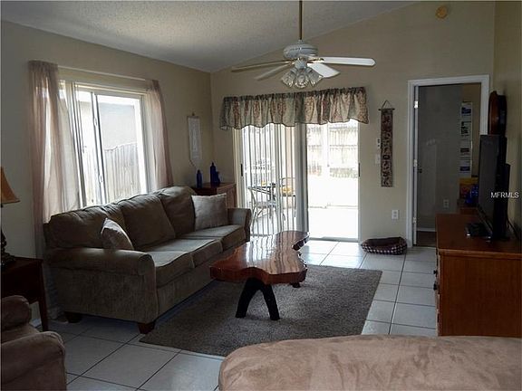 5th image of 522 Scarlet Maple Ct