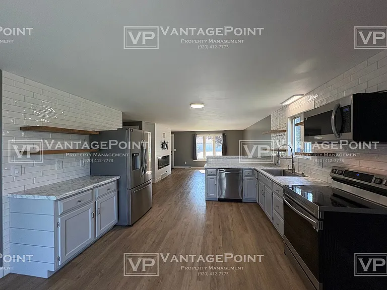 2234 Crary St — Photo 8