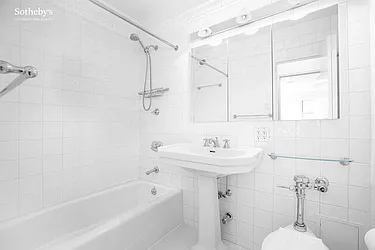 Rented by Sotheby's International Realty