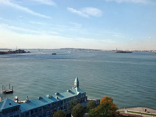 Sold by Sotheby's International Realty | media 15