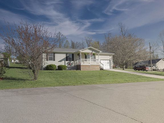 2nd image of 226 Kay Springs Cir