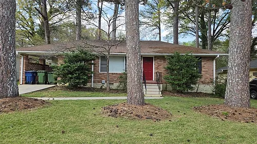 136 Hillsdale Dr SE Photo 1