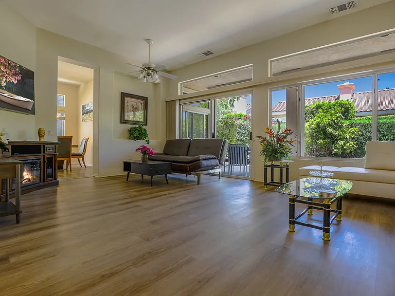 37468 Westridge Ave — Photo 1