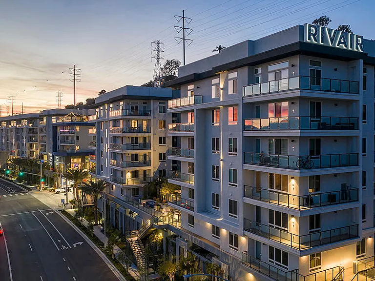 Rivair Apartment Homes — Photo 41