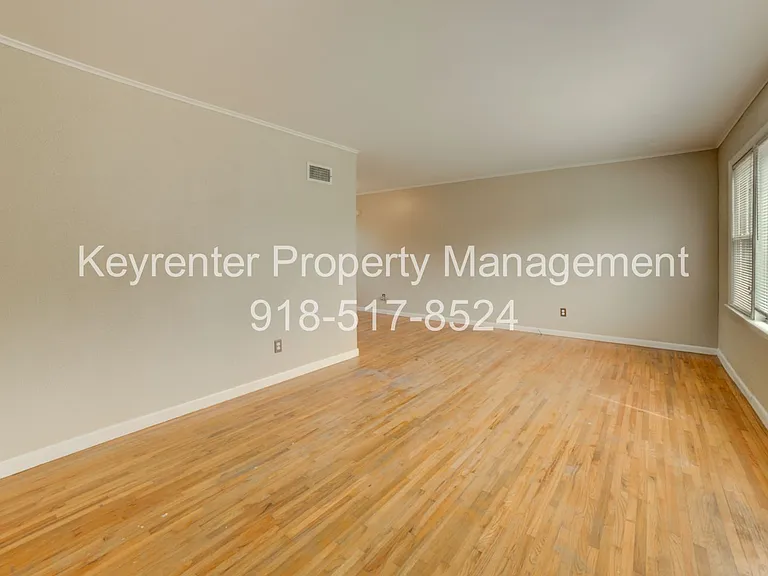 476 S 79th East Ave — Photo 4