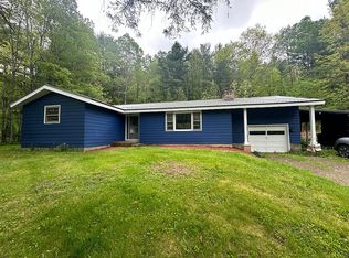 1484 Cobham Park Rd, Warren, PA 16365