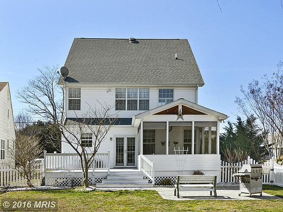 Great Entertaining Area