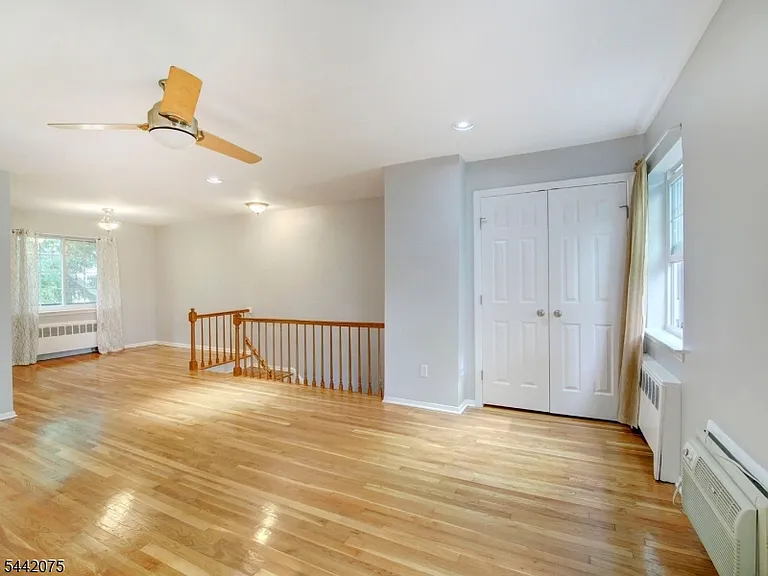 28 Wedgewood Dr #42 — Photo 6