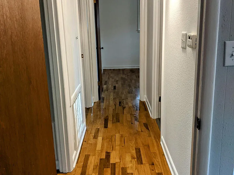 102 Hackberry St — Photo 12