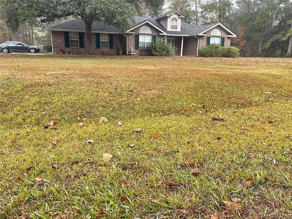 1st image of 2 Arbor Ln