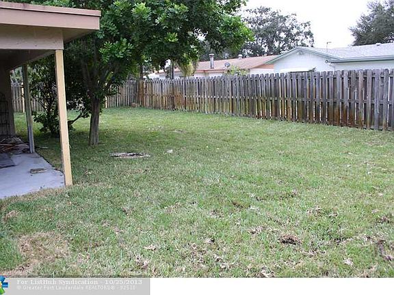 4th image of 6847 NW 27th Ave