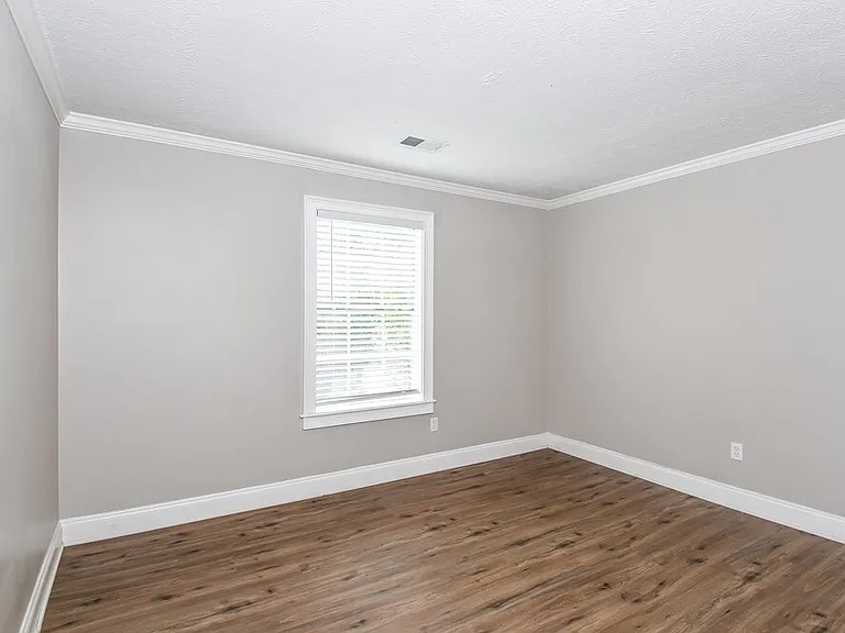 885 Trace Cir NE — Photo 14