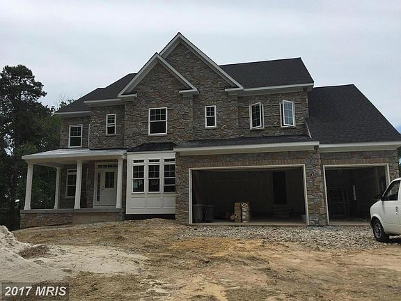 Exterior (Front) Stone On Front