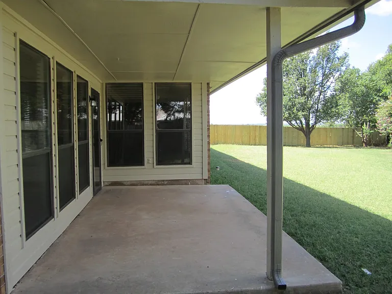 4721 Persimmon Ct — Photo 12